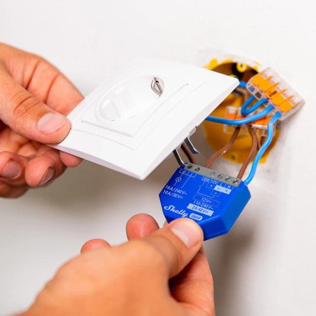 Shelly 1 Gen4 – Relè smart 16A, Wi-Fi + Bluetooth, per domotica e automazioni impianti