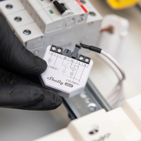 Shelly EM Gen3 – Monitoraggio Energetico Avanzato con Wi-Fi e Bluetooth