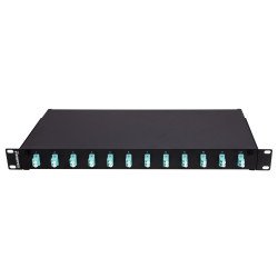 Patch panel INITIO 1U precaricato con 24 adattatori LC duplex OM4, 48 pigtail e portagiunti