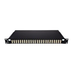 Patch panel 1U precaricato con 24 adattatori SC duplex OM3 + 48 pigtail colorati